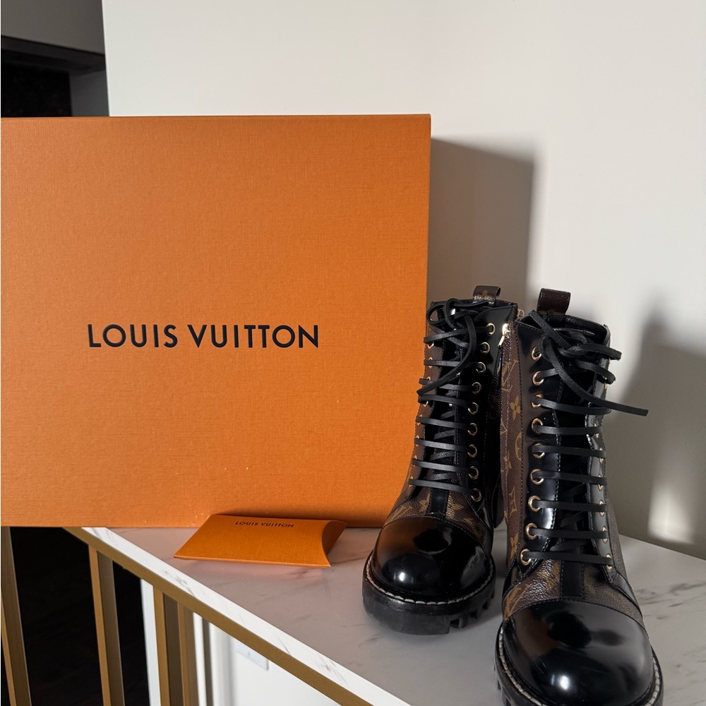 Louis Vuitton Black and Brown Monogram Lace-Up Platform Ankle Boots - Picture 7 of 8